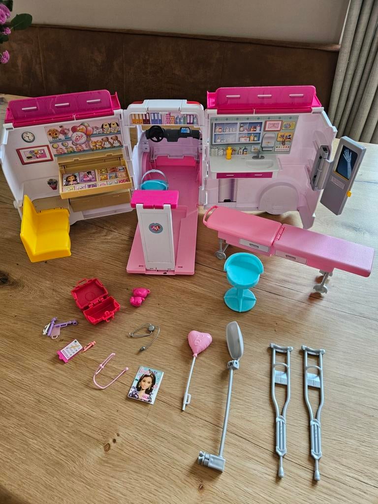 Barbie - Ambulance (met licht en geluid), Ophalen of Verzenden, Toebehoren