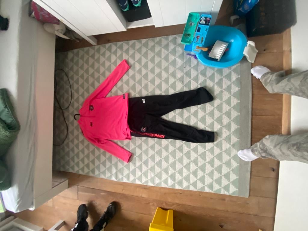 PSG SHIRTJE ROZE-ZWART, Maat XS of kleiner, Ophalen of Verzenden, Nieuw, Trainingspak