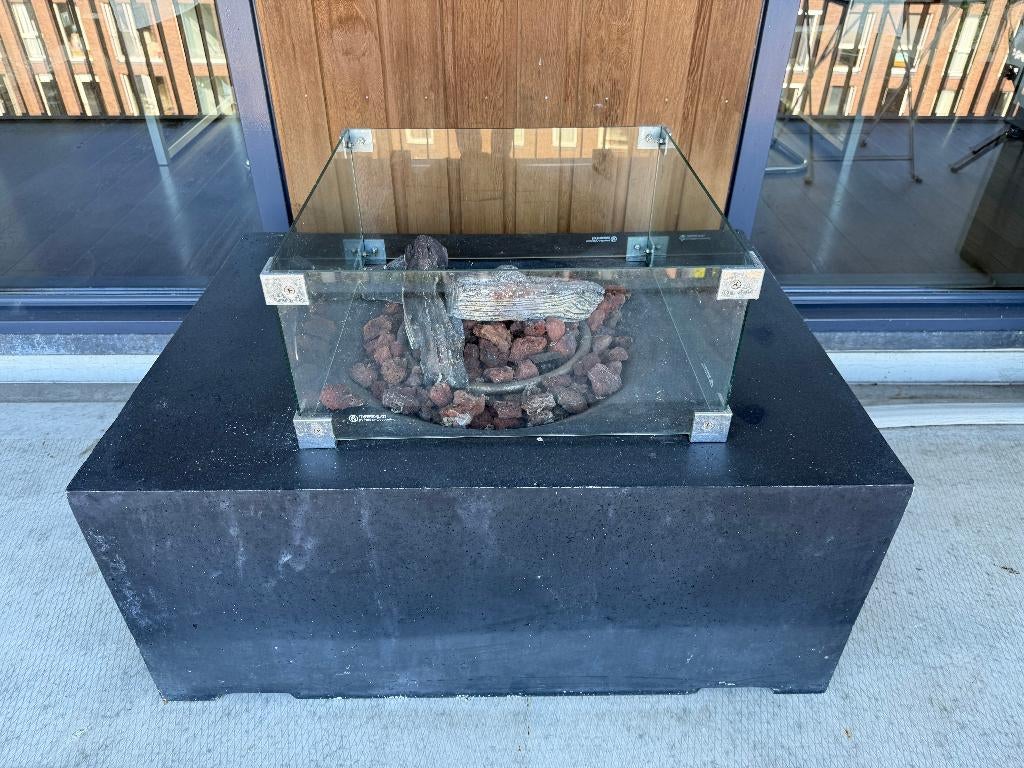 Outdoor gas fire pit table Happy Cocooning. Pick up IJburg., Ophalen, Zo goed als nieuw