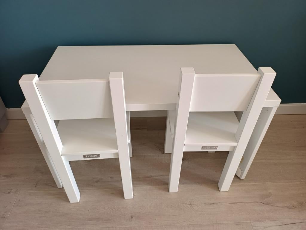 Bopita kinderstoel (2x) en Ikea bureau, zeer goede staat!, Kinderen en Baby's, Ophalen, Zo goed als nieuw, Tafel(s) en Stoel(en)
