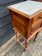 Antiek nachtkastje met marmeren blad, Ophalen