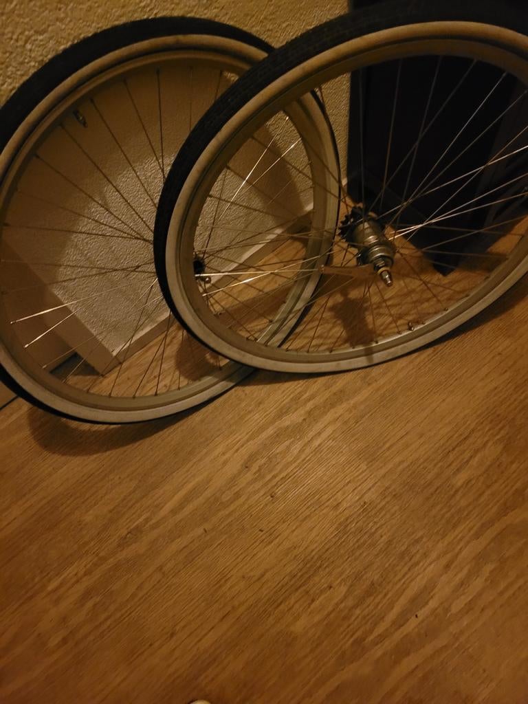 Setje 28inch wielen met 3versnellingen, Fietsen en Brommers, Ophalen of Verzenden