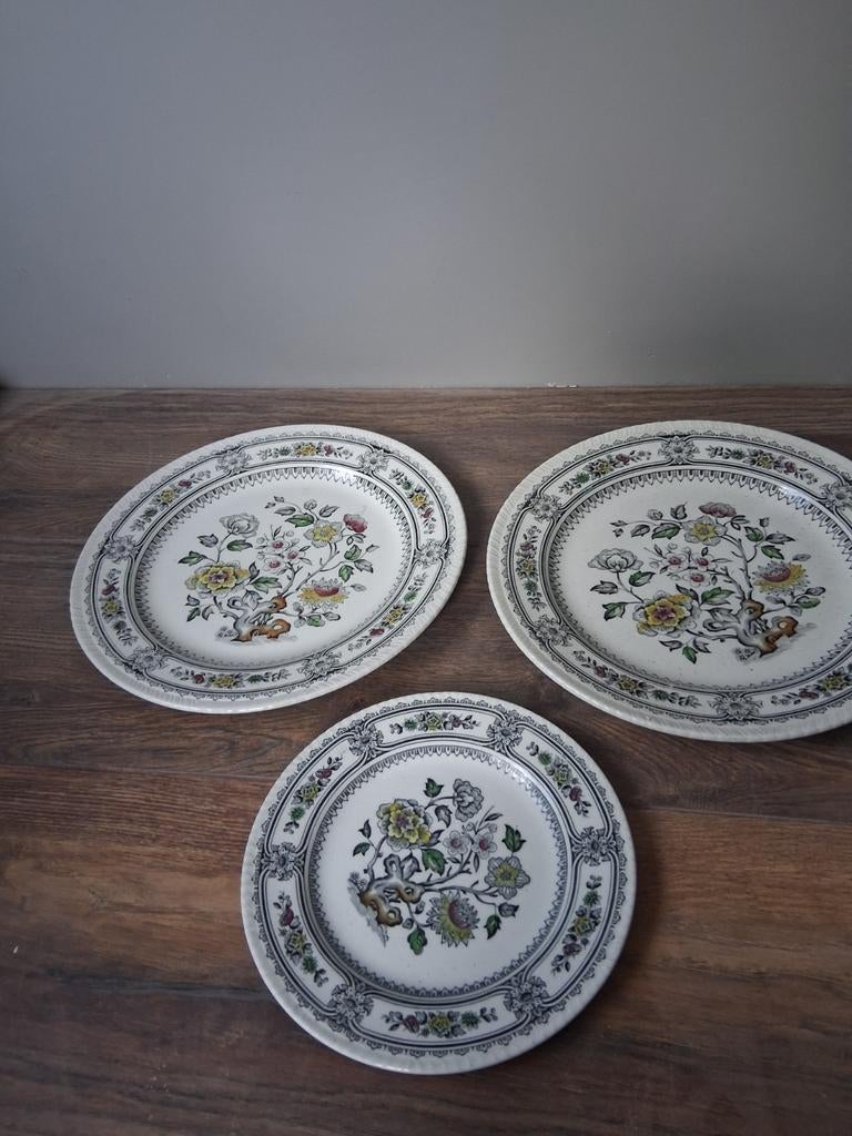 Vintage Dorset Wood & Sons Borden 2  van 27.5 cm 1 x 20 cm, Ophalen of Verzenden, Overige stijlen, Bord(en)