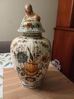 Antieke vaas pot met deksel, Ophalen