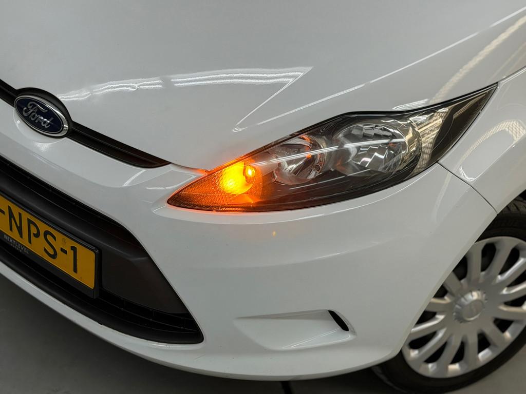 Ford Fiesta 1.25 Limited Airco Nieuwe Beurt 1 Jaar Apk, Voorwielaandrijving, Euro 5, Stof, 4 cilinders