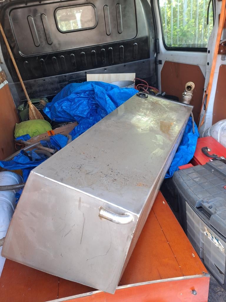 RVS brandstoftank 150 liter met vulhals., Ophalen of Verzenden, Volvo