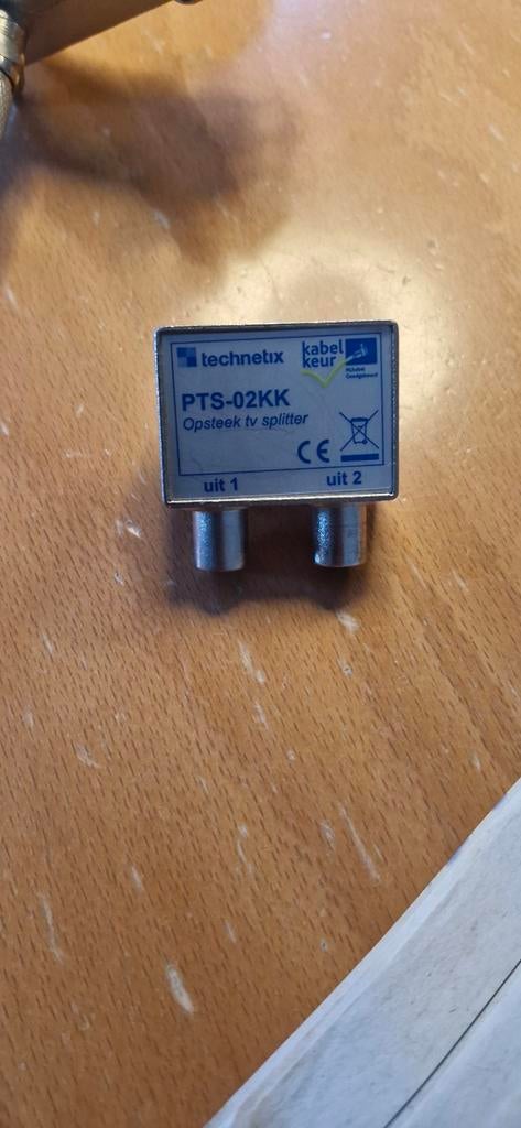 Technetix PTS-02KK TV Splitter, Ophalen of Verzenden, Gebruikt, Minder dan 2 meter, Tv-kabel