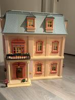Groot Playmobil Poppenhuis met Meubels en Poppen, Ophalen of Verzenden, Zo goed als nieuw, Poppenhuis