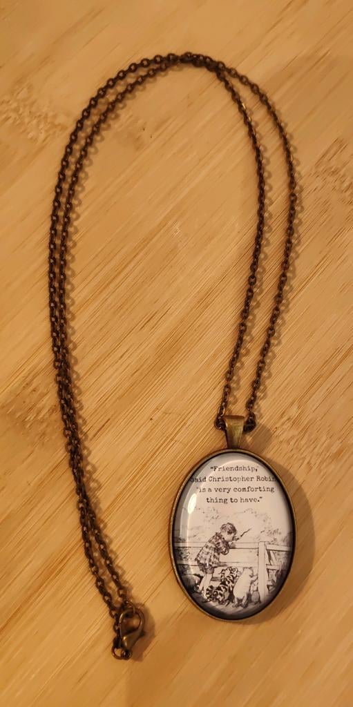 Ketting met hanger. Winnie the Pooh citaat. Bronskleurig., Sieraden, Tassen en Uiterlijk, Nieuw, Ophalen of Verzenden, Zilver