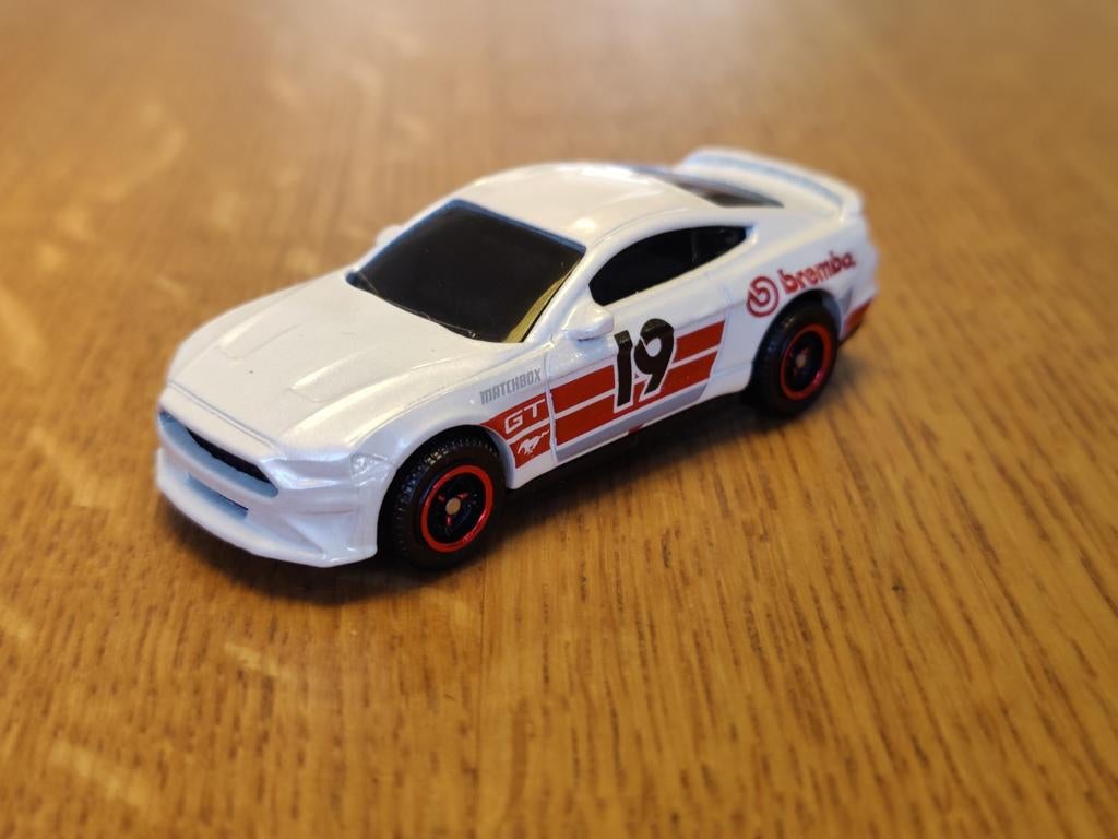 Matchbox Ford Mustang Coupe WIT, Ophalen of Verzenden, Zo goed als nieuw, Auto