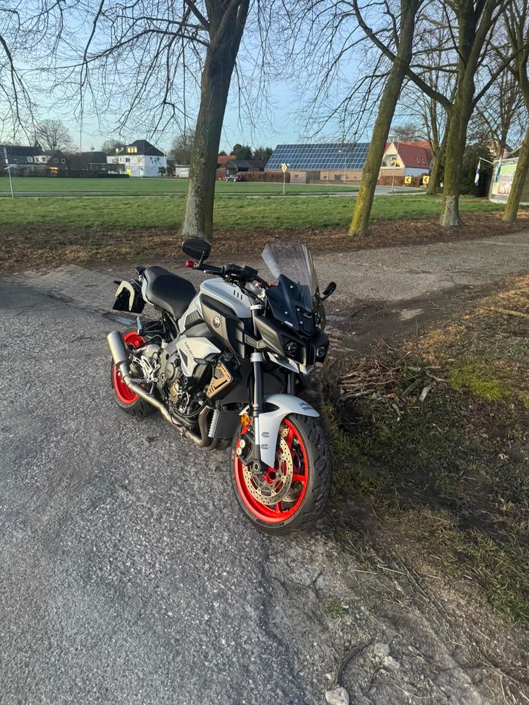 Zeer mooie Yamaha mt-10 tekoop! 2019 Mt10 mt09 mt07 NL, Motoren, 4 cilinders, Motorrijbewijs A, Particulier, Traction Control