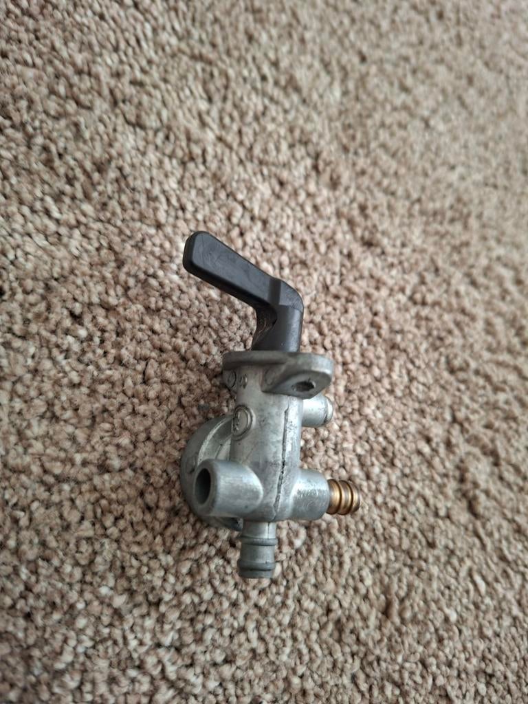 Mooie benzinekraan, Verzenden