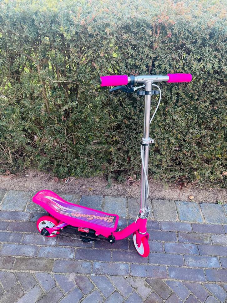 Roze Space Scooter junior step, Fietsen en Brommers, Steps, Zo goed als nieuw, Overige typen, Ophalen