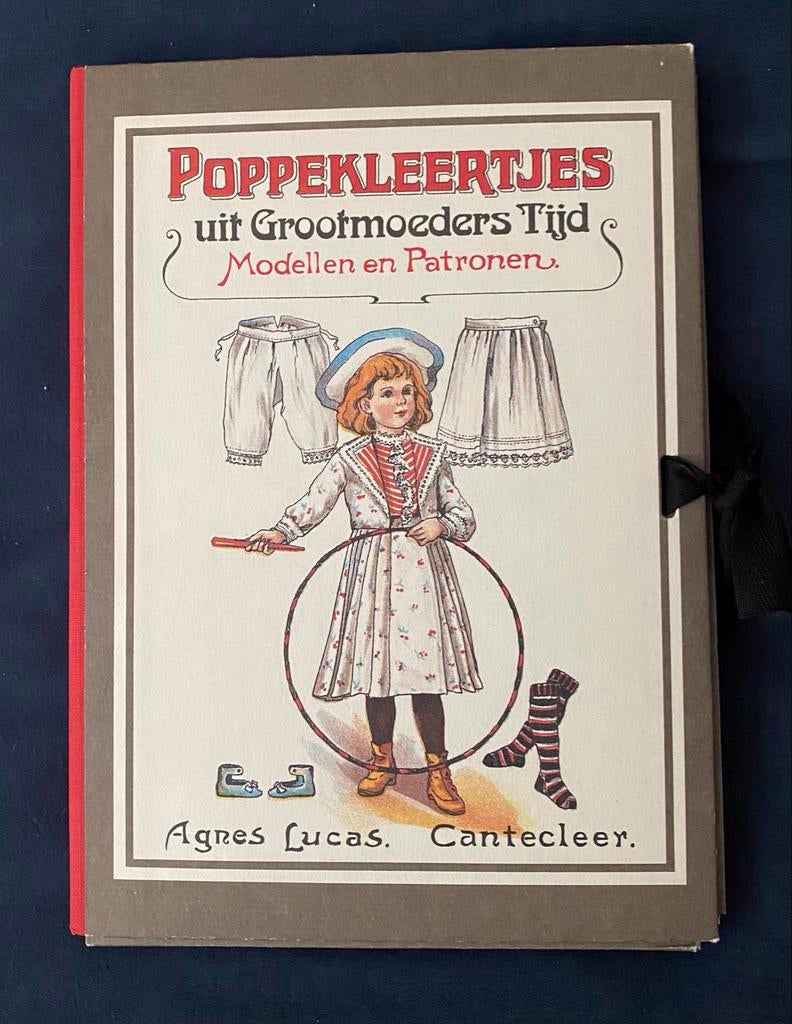 Boekje patronen voor poppenkleertjes uit grootmoeders tijd, Overige merken, Overige typen, Kind, Ophalen of Verzenden