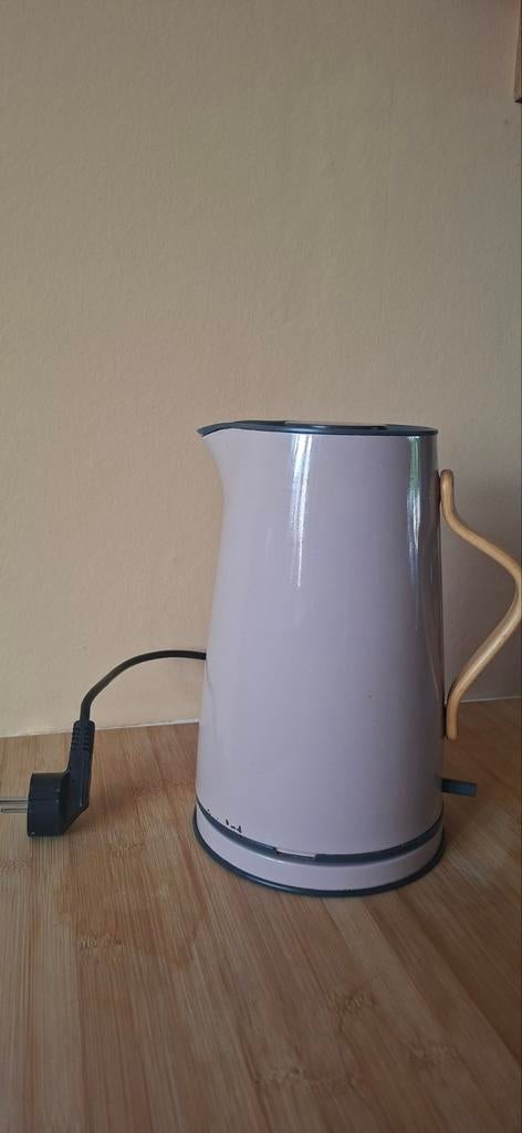 Stelton waterkoker roze, 1 tot 2 liter, Ophalen of Verzenden, Gebruikt