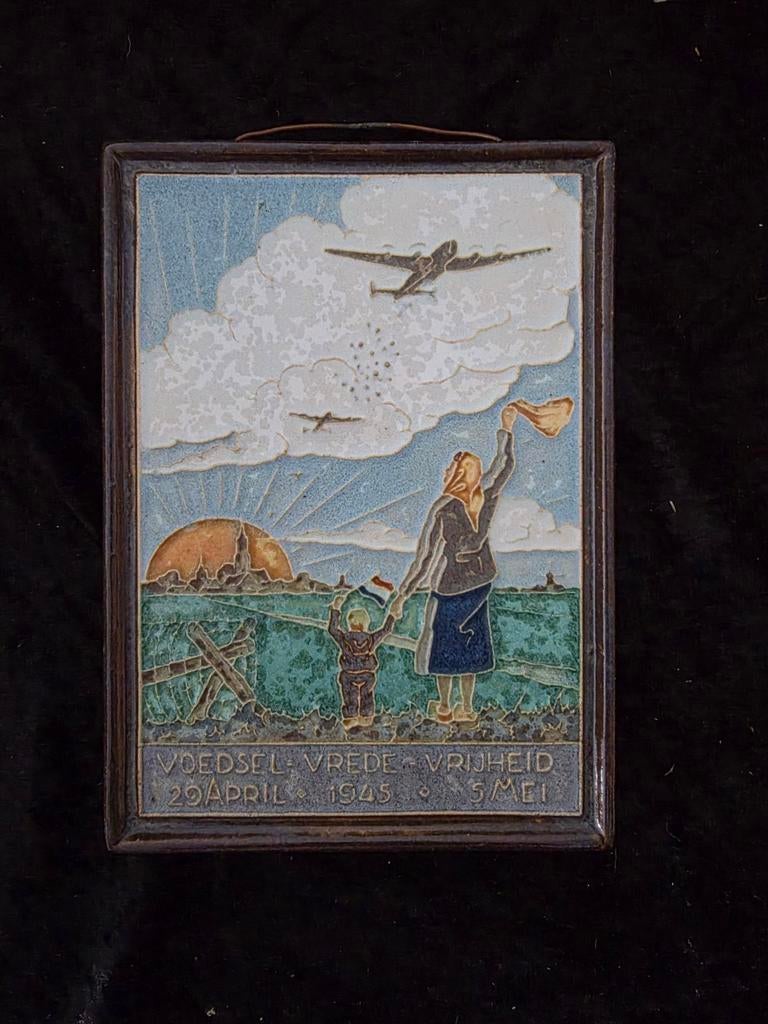 Cloisonné tegel De Porceleyne Fles - Voedsel Vrede Vrijheid, Antiek en Kunst, Antiek | Wandborden en Tegels, Ophalen of Verzenden