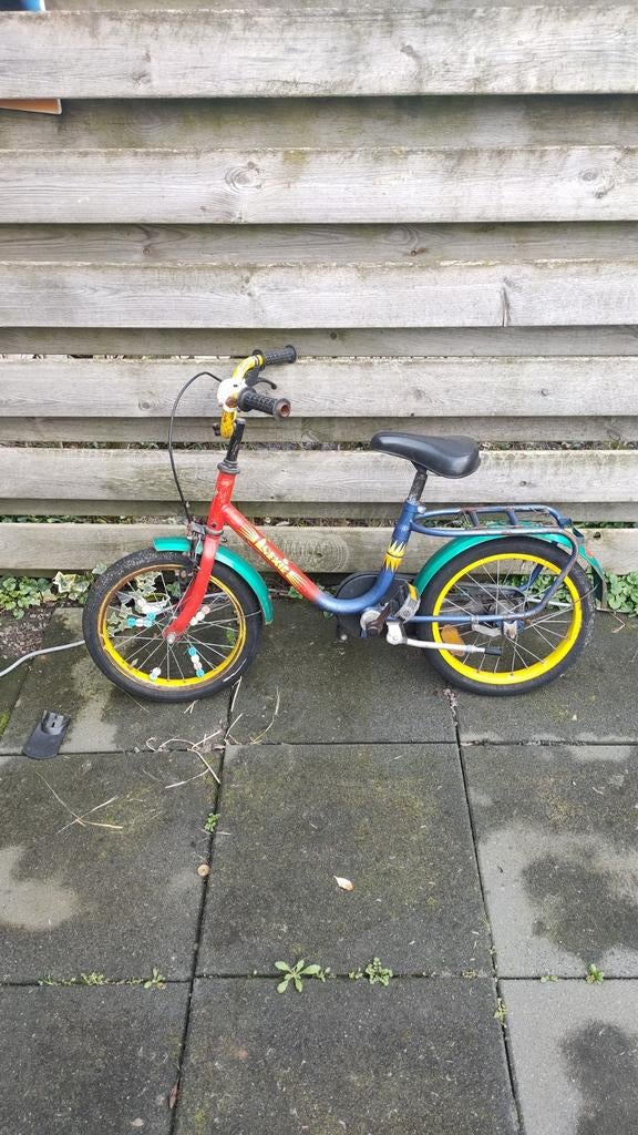 Loekie kinderfiets - Kleurrijk en stevig, Ophalen of Verzenden, Gebruikt, 16 tot 20 inch, Loekie