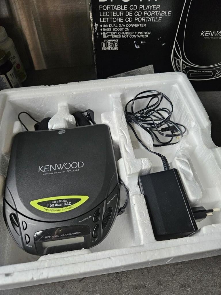 Zgan Kenwood DPC-141 draagbare CD speler, Discman, nette sta, Audio, Tv en Foto, Walkmans, Discmans en Minidiscspelers, Ophalen of Verzenden