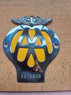Vintage AA Auto Embleem Badge chroom emaille izgs 1950, Auto diversen, Ophalen of Verzenden, Zo goed als nieuw