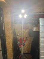 Milwaukee bouwlamp met statief - Krachtige LED verlichting, Ophalen, Met statief, Zo goed als nieuw, Lamp met armatuur