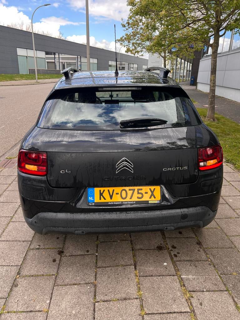 Citroën C4 Cactus 1.2 VTI 82 2016 Zwart  139000 km, Auto's, Voorwielaandrijving, 31 €/maand, 1199 cc, Zwart