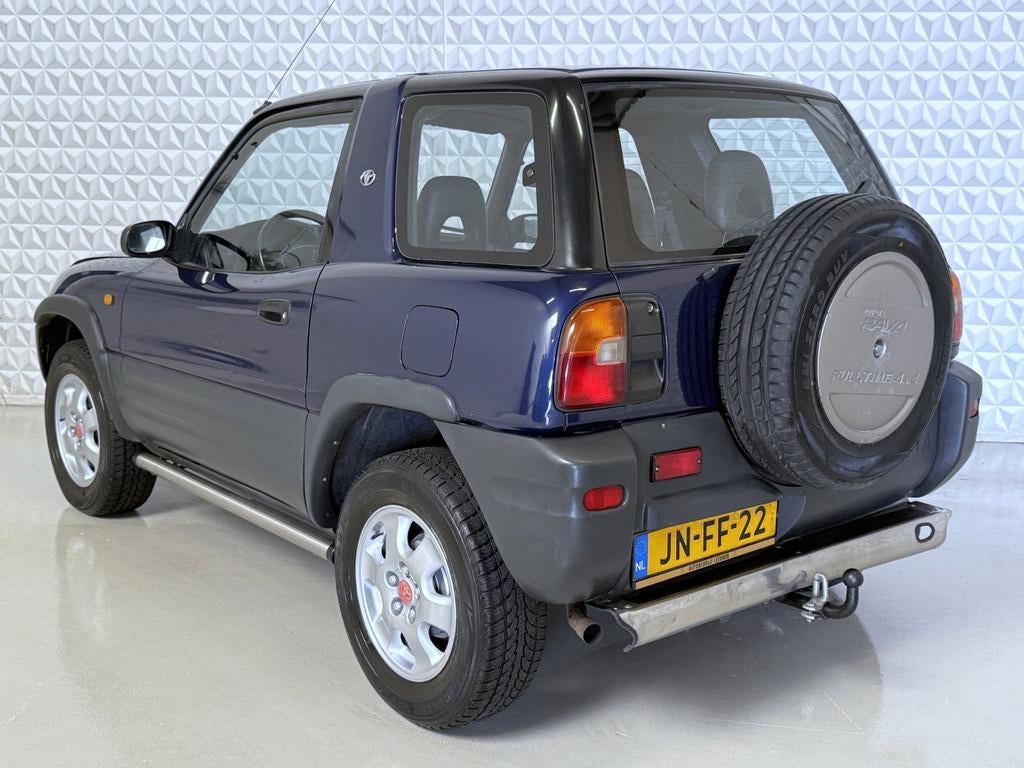 Toyota FunCruiser RAV4 2.0i SR 4X4 met TREKHAAK én APK! (19, Auto's, 1998 cc, Gebruikt, 4 cilinders, 129 pk