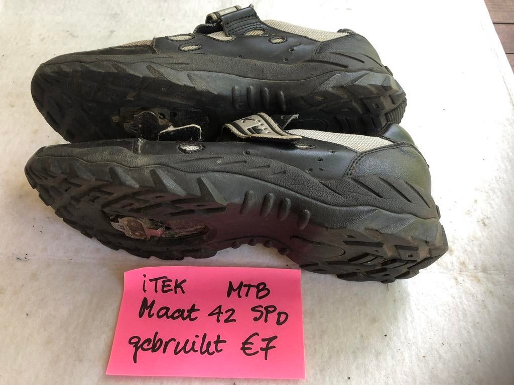 t.k.iTek MTB schoenen maat 42, Ophalen, Zo goed als nieuw, Helm