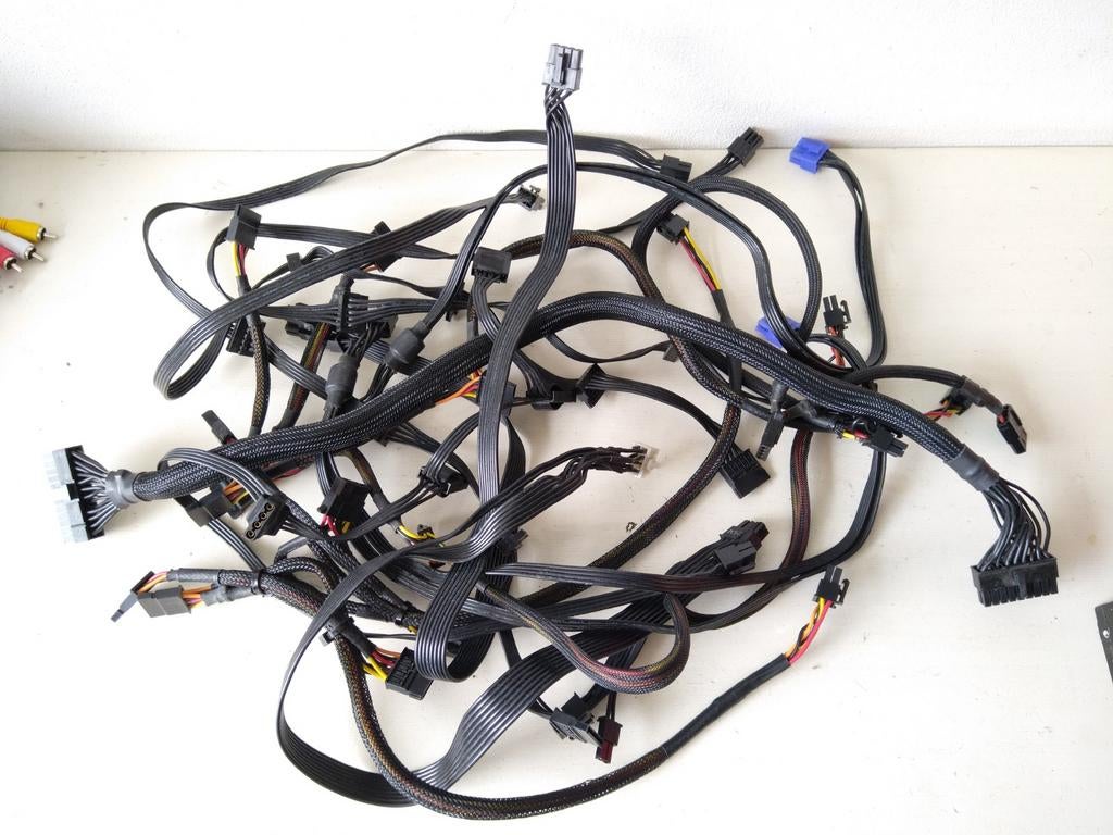 Modulaire voeding kabels van diverse voedingen, Ophalen of Verzenden, Gebruikt