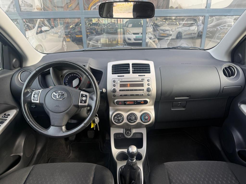 Toyota Urban Cruiser 1.3 VVT-i Aspiration Nw.koppeling/Airco, Auto's, Voorwielaandrijving, Gebruikt, Blauw, 49 €/maand