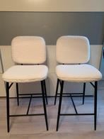 2 barkrukken met boucle bekleding, 2 krukken, Ophalen, Nieuw, 60 tot 90 cm