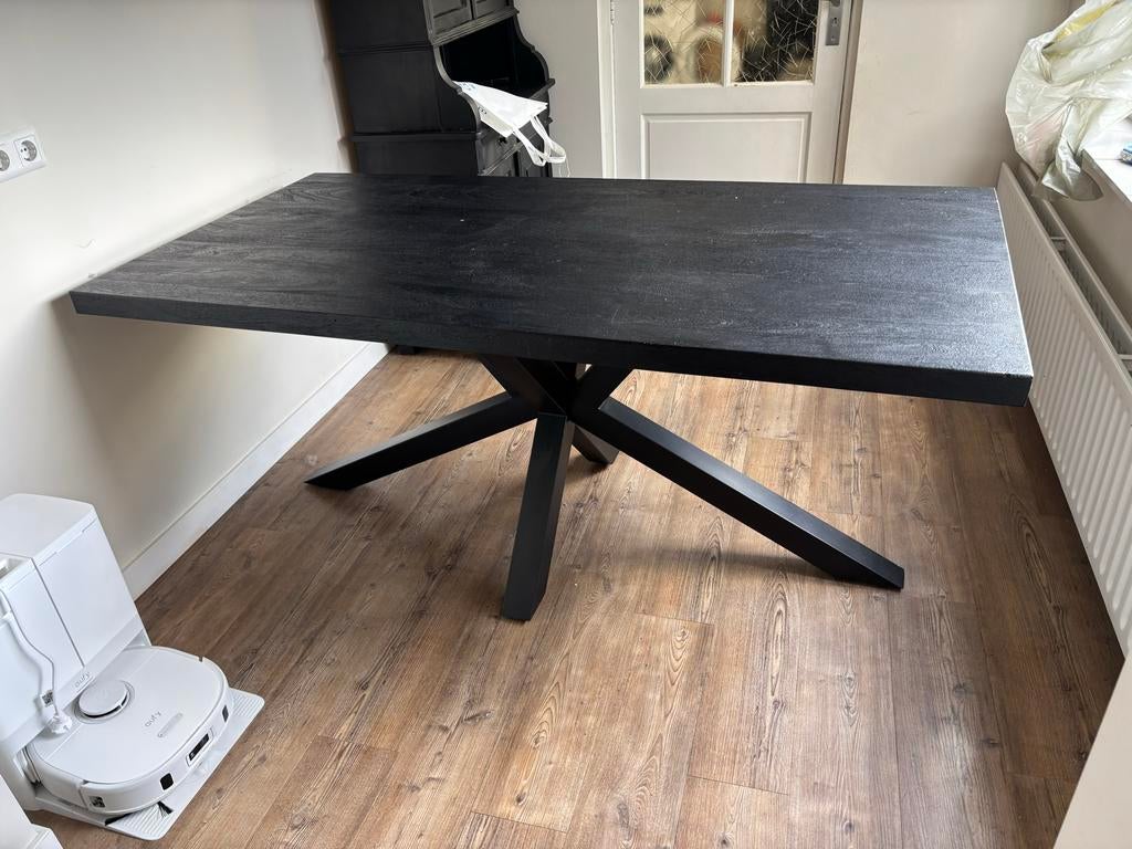 Zwarte eettafel met spinpoot, Ophalen, Gebruikt, Hout, 75 tot 100 cm