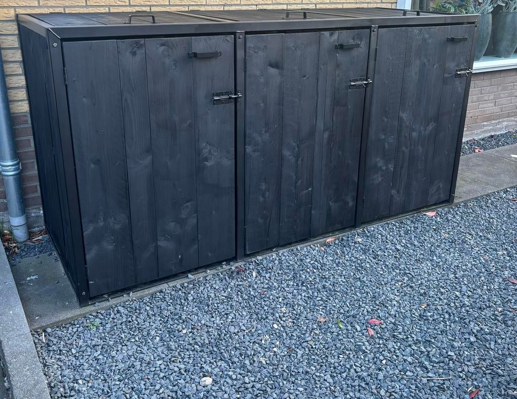 Zeer nette zwarte containerombouw voor drie containers, Ophalen, Zo goed als nieuw, Hout, Containerberging
