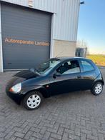 Ford Ka 1.3 I 44KW 2007 Zwart, Auto's, Voorwielaandrijving, 1299 cc, Stof, 31 €/maand