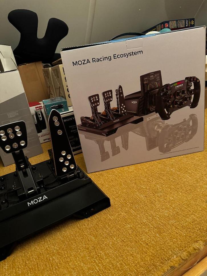 MOZA CRP Pedaalset 3-pedal set Load-cell, Computers en Software, Joysticks, Zo goed als nieuw, Ophalen of Verzenden