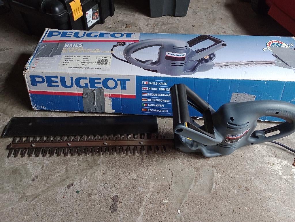 heggenschaar, Tuin en Terras, Heggenscharen, Ophalen, Zo goed als nieuw, Elektrisch, Peugeot
