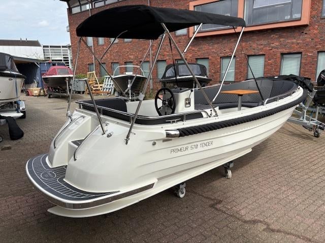 Primeur 570 Tender 27pk Diesel, Ophalen, 10 tot 30 pk, Binnenboordmotor, Diesel