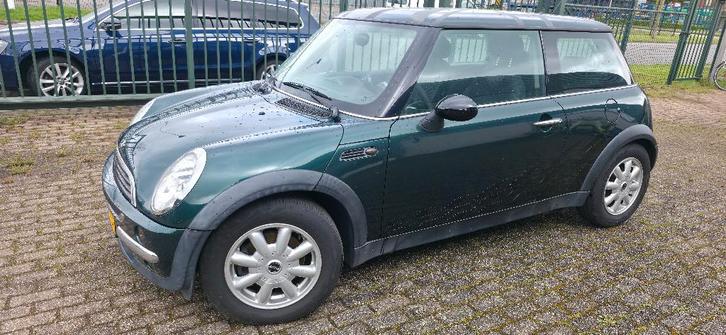 Mini 1.6 16V ONE 2003 Groen, Auto's, Mini, Bedrijf, One, Airbags, Elektrische ramen, Lichtmetalen velgen, Mistlampen, Radio, Benzine