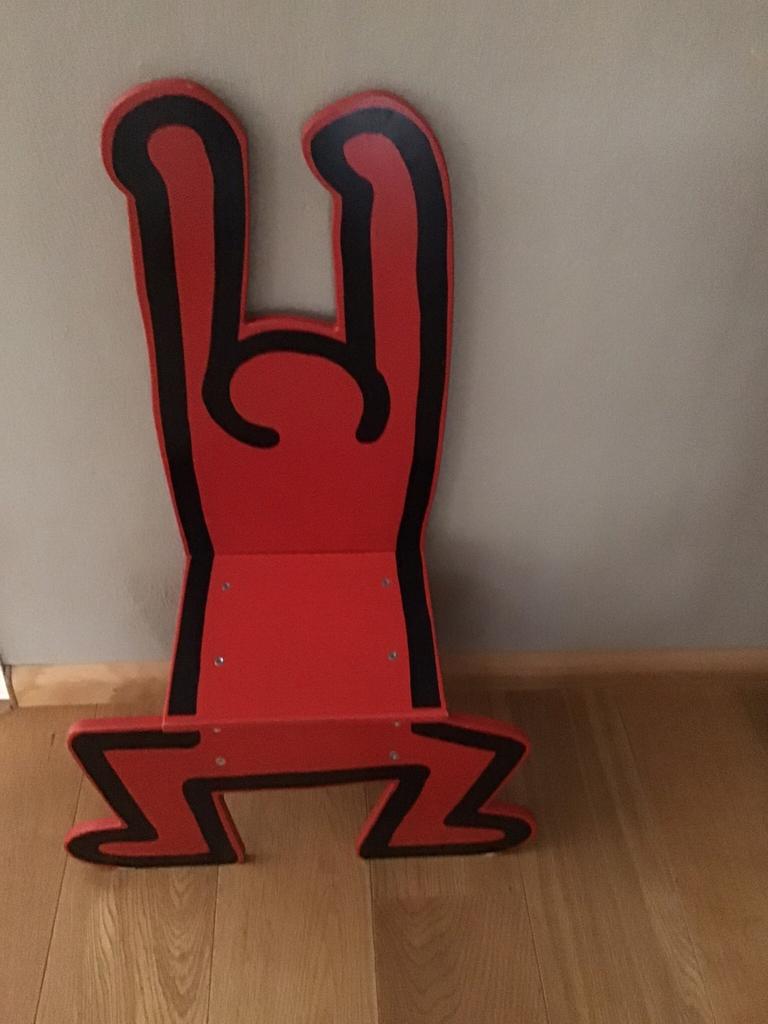 Keith Haring, Ophalen, Gebruikt, Rood