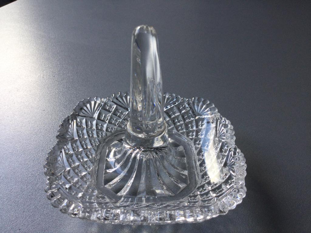 Antieke kristallen ringenhouder - Val Saint Lambert, Antiek en Kunst, Antiek | Glas en Kristal, Ophalen of Verzenden