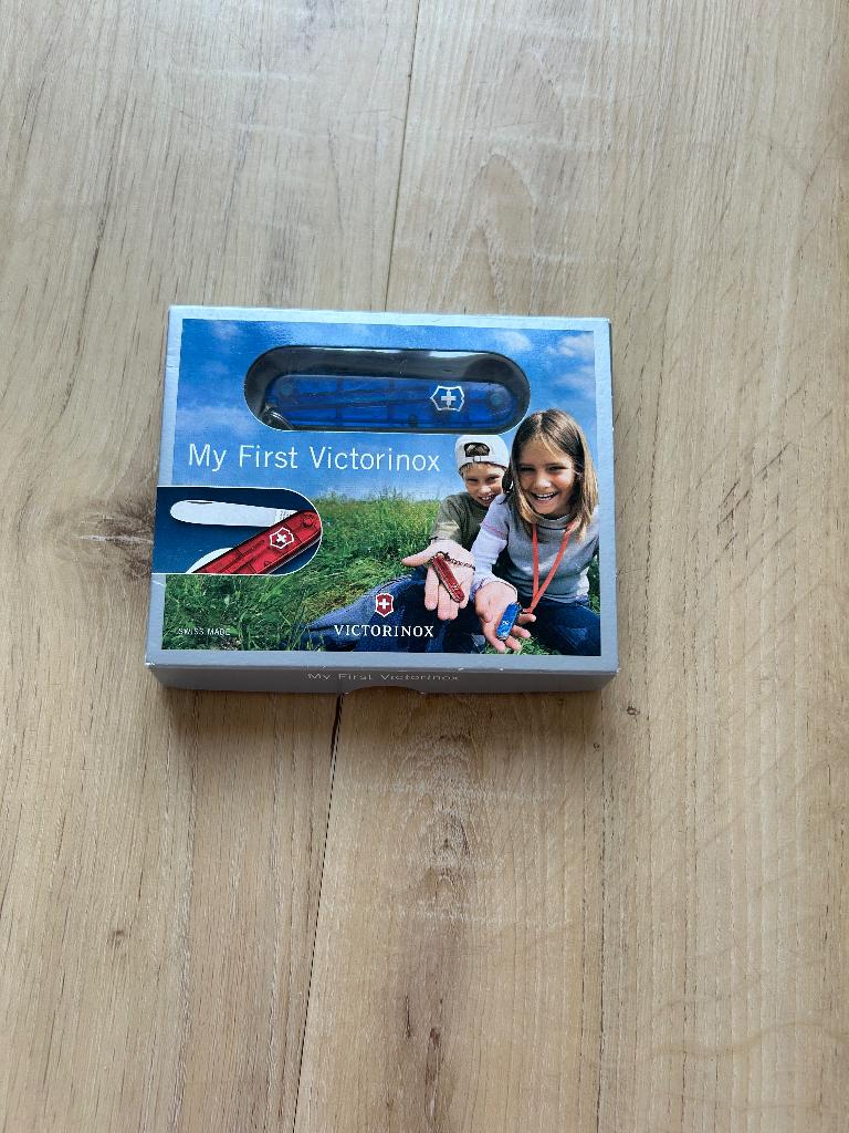 Victorinox kinder zakmes, Caravans en Kamperen, Kampeergereedschap, Ophalen of Verzenden, Gebruikt