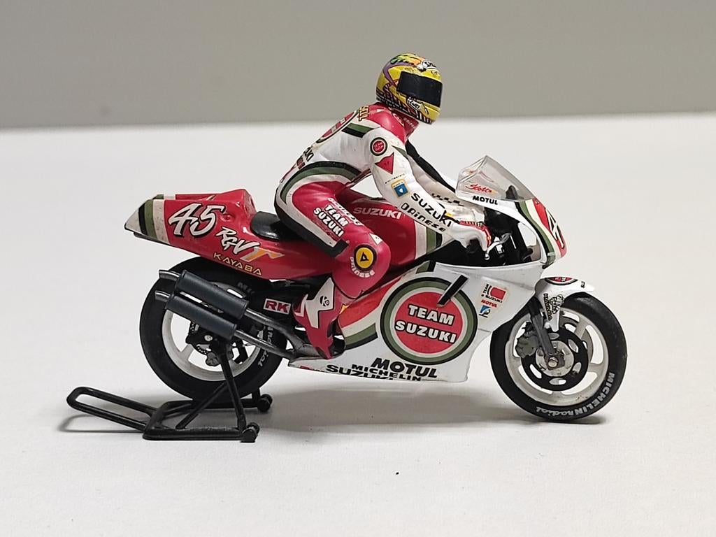 Suzuki RGV500 - Scott Russel - Lucky Strike Suzuki - GP500, Verzenden, Gebruikt, Motor