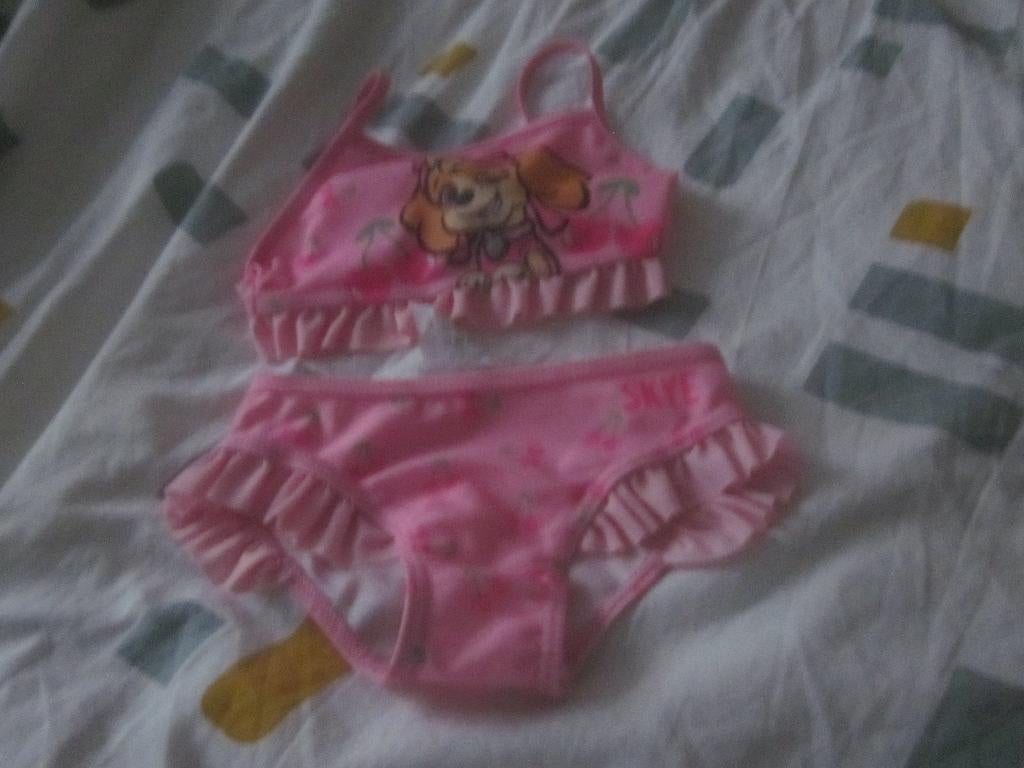 Nieuwe roze bikini met Skye en kersjes Paw Patrol maat 92, Kinderen en Baby's, Kinderkleding | Kinder-zwemkleding, Bikiniset, Meisje