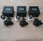 3 x Daiwa Whisker 25 QD molens + reservespoelen, Ophalen of Verzenden, Zo goed als nieuw, Molen