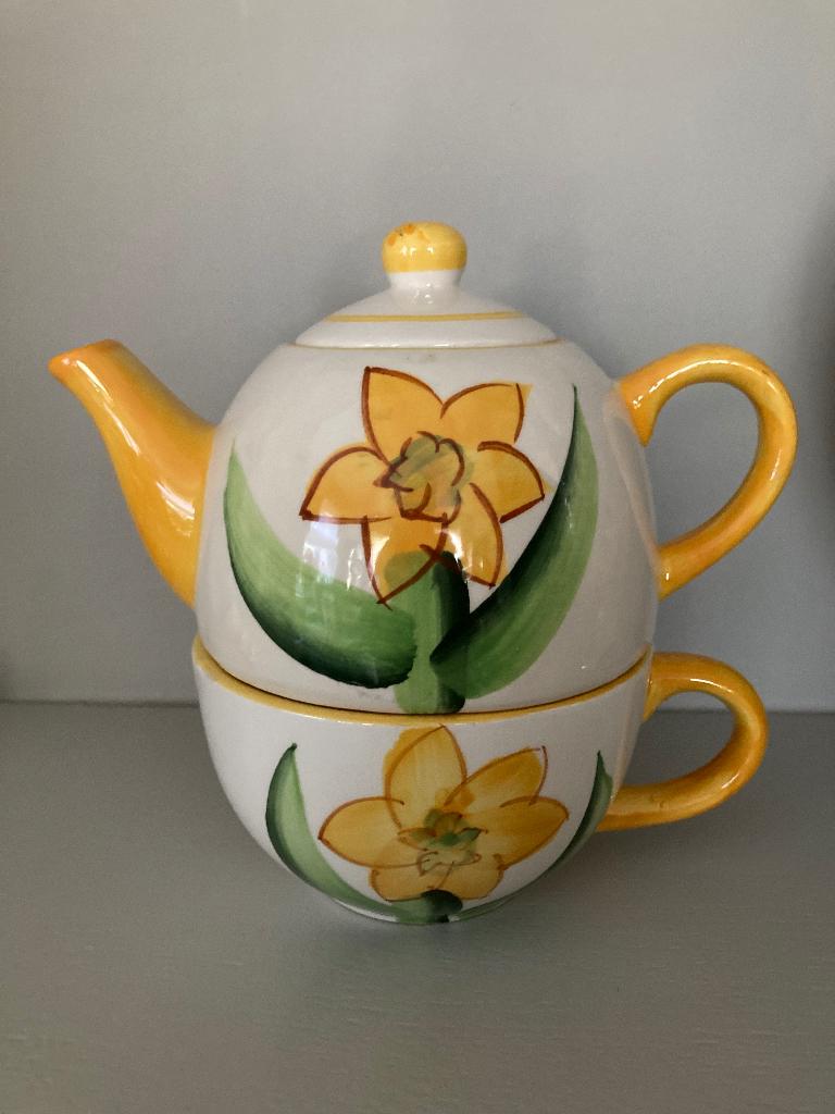 Theepot met tas, Overige materialen, Overige typen, Ophalen of Verzenden, Zo goed als nieuw