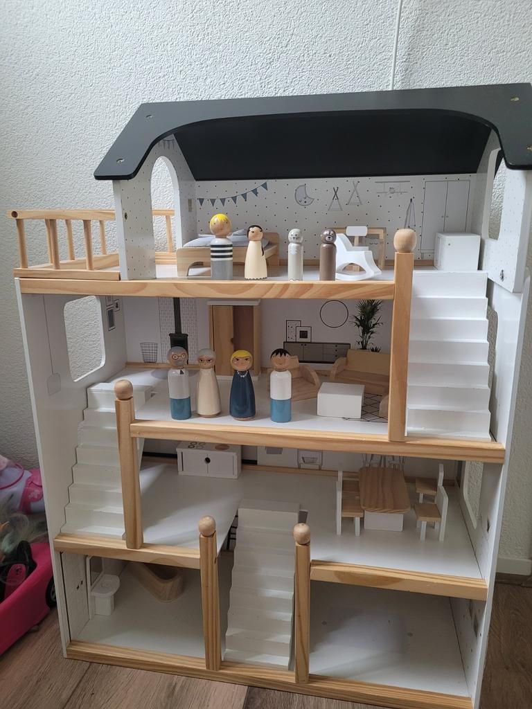 Poppenhuis van Petite Amelie, Kinderen en Baby's, Speelgoed | Poppenhuizen, Ophalen, Zo goed als nieuw, Poppenhuis