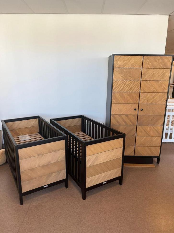 Bopita Job Babykamer 2 Ledikanten + Kast Tweeling set OUTLET, Kinderen en Baby's, Kinderkamer | Complete kinderkamers, Nieuw, Jongetje of Meisje