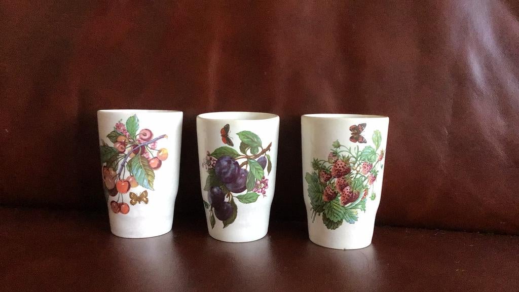 Villery & Boch Portmeirion fruit bekers 3 x, Antiek en Kunst, Antiek | Keramiek en Aardewerk, Ophalen of Verzenden