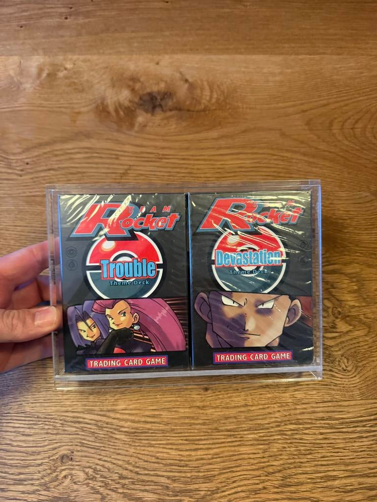 Pokémon Team Rocket Theme Decks Trouble en Devastation, Hobby en Vrije tijd, Verzamelkaartspellen | Pokémon, Ophalen of Verzenden