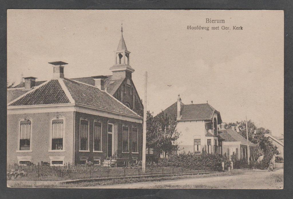 bierum hoofdweg met geref. kerk, Verzamelen, Ansichtkaarten | Nederland, Verzenden, 1920 tot 1940, Ongelopen, Groningen