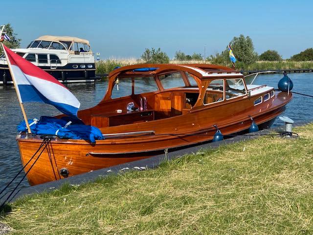 1958 prachtige Zweedse Snipa, Watersport en Boten, Motorboten en Motorjachten, Zo goed als nieuw, Hout, 6 tot 9 meter, Diesel